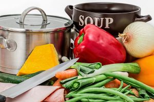 Czy warto korzystać z usług dietetyków? Tani catering dietetyczny Warszawa – błyskawiczna dieta. Dietetyk przez internet