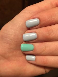 Jaki manicure wybrać? Manicure hybrydowy cennik Warszawa Wola