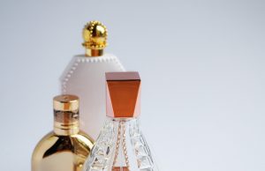 Jaki perfum dla mamy? Czy kwiatowe perfumy będą dobre dla mamy? Klasyfikacja perfum