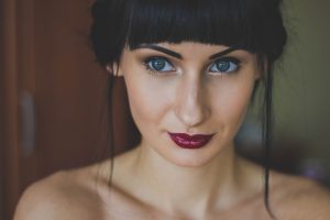 Co na zmarszczki wokół ust czyli piękny uśmiech