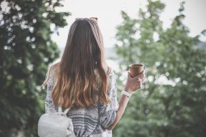 Akcesoria do brody: Jak skompletować idealny zestaw pielęgnacyjny?